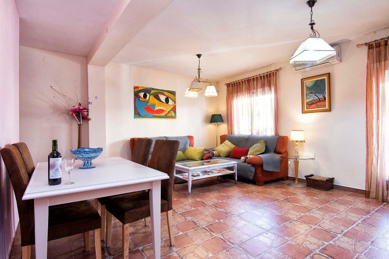 Pangsapuri Tuanfitrion Loarte Granada